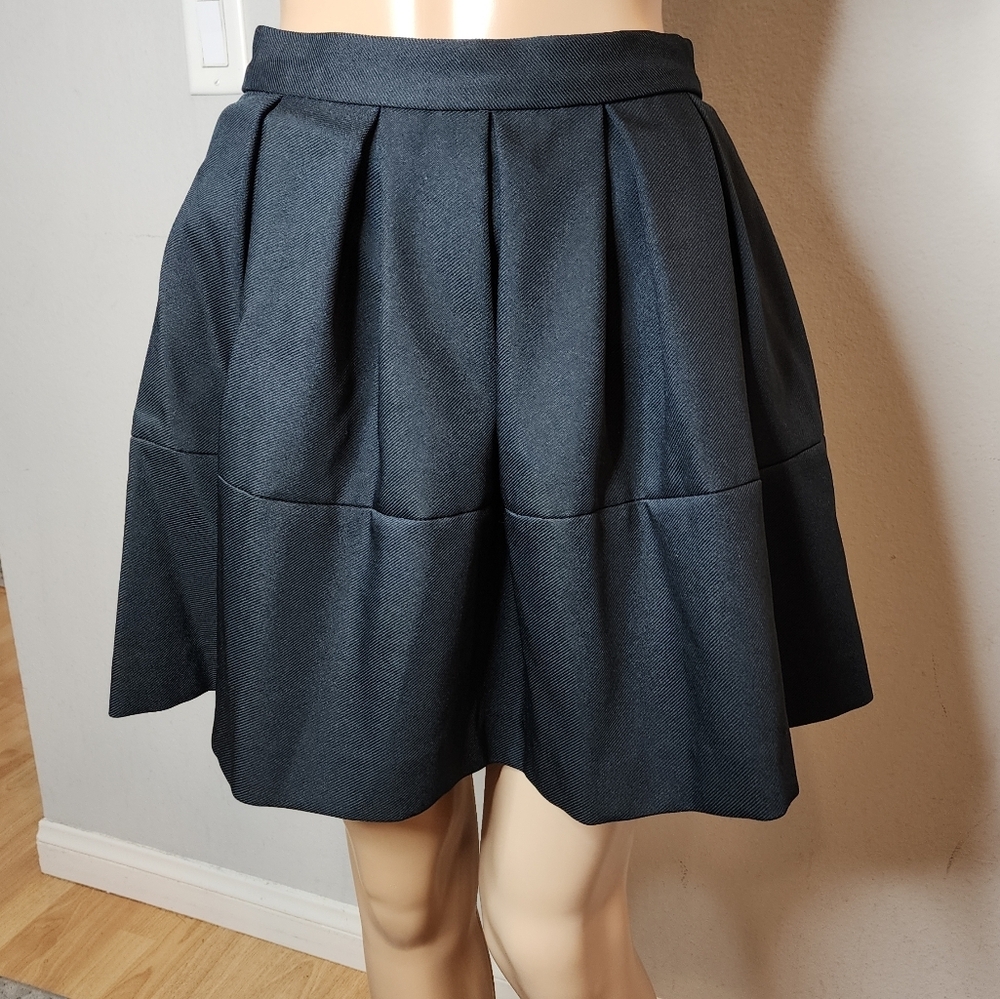 WHIT NY Wool Blend Black Box Pleat Mini Skirt Size 6